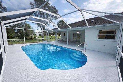 Villa ou maison à vendre à St. Lucie, Floride: 3 chambres № 2087613 - photo 11