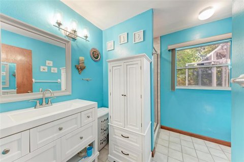 House in Sarasota, Florida 3 bedrooms, 119.01 sq.m. № 1543521 - photo 29