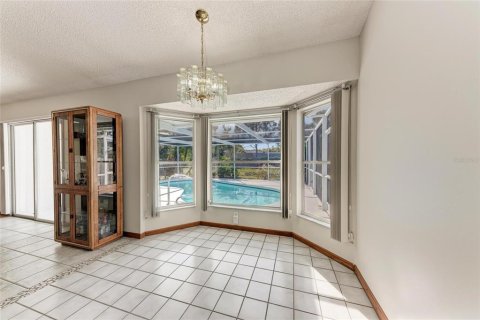 House in Sarasota, Florida 3 bedrooms, 119.01 sq.m. № 1543521 - photo 17