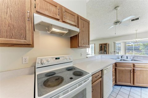 House in Sarasota, Florida 3 bedrooms, 119.01 sq.m. № 1543521 - photo 15