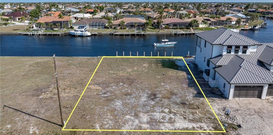 Terrain à Punta Gorda, Floride № 1533733