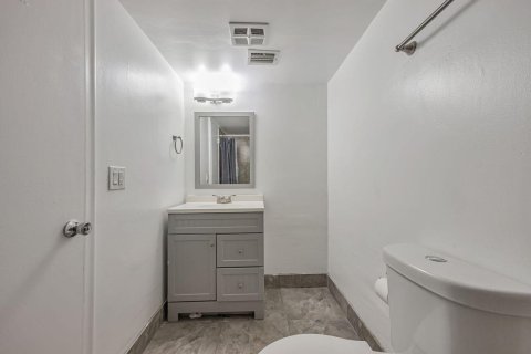 Copropriété à louer à Boca Raton, Floride: 1 chambre, 89.19 m2 № 2084792 - photo 9