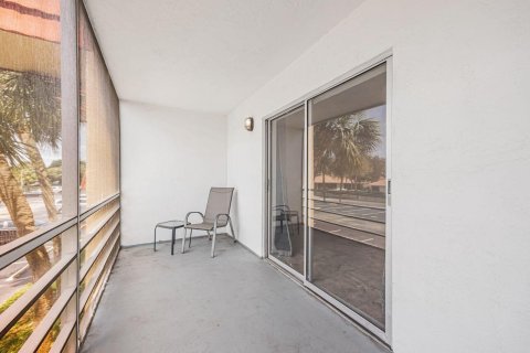 Copropriété à louer à Boca Raton, Floride: 1 chambre, 89.19 m2 № 2084792 - photo 18