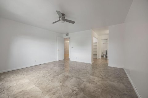 Copropriété à louer à Boca Raton, Floride: 1 chambre, 89.19 m2 № 2084792 - photo 12