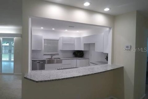 Casa en alquiler en Dunedin, Florida, 3 dormitorios, 140.93 m2 № 1858213 - foto 4