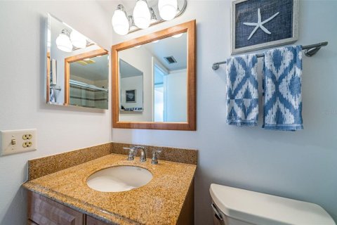 Condominio en alquiler en Saint Petersburg, Florida, 2 dormitorios, 82.68 m2 № 999579 - foto 16