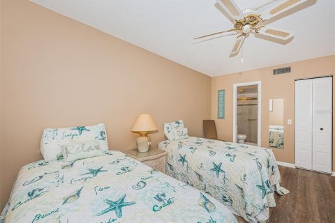 Condominio en alquiler en Saint Petersburg, Florida, 2 dormitorios, 82.68 m2 № 999579 - foto 19