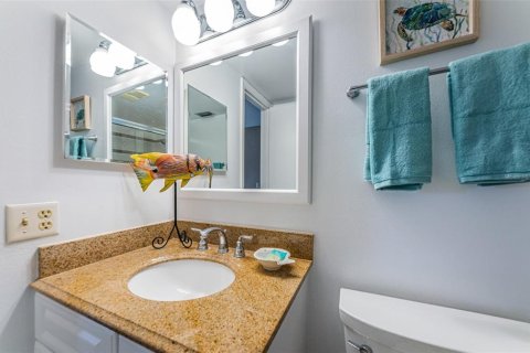 Condominio en alquiler en Saint Petersburg, Florida, 2 dormitorios, 82.68 m2 № 999579 - foto 17