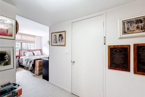 Купить кондоминиум в Санни-Айлс-Бич, Флорида 3 спальни, 210.61м2, № 1954590 - фото 29