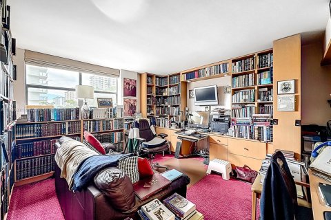 Купить кондоминиум в Санни-Айлс-Бич, Флорида 3 спальни, 210.61м2, № 1954590 - фото 28