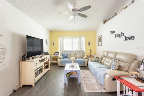House in Palm Coast, Florida 4 bedrooms, 161.09 sq.m. № 1878034 - photo 8