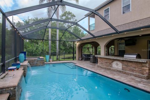 House in Tampa, Florida 5 bedrooms, 345.6 sq.m. № 1826658 - photo 10
