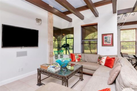 House in Tampa, Florida 5 bedrooms, 345.6 sq.m. № 1826658 - photo 19