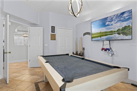 House in Winter Garden, Florida 5 bedrooms, 286.32 sq.m. № 1592811 - photo 14
