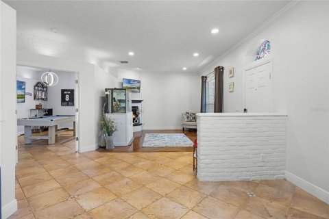 House in Winter Garden, Florida 5 bedrooms, 286.32 sq.m. № 1592811 - photo 17