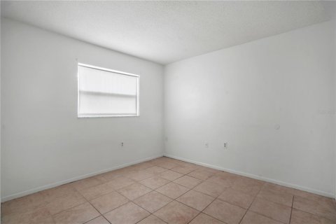 House in Port Richey, Florida 2 bedrooms, 81.2 sq.m. № 1773443 - photo 11