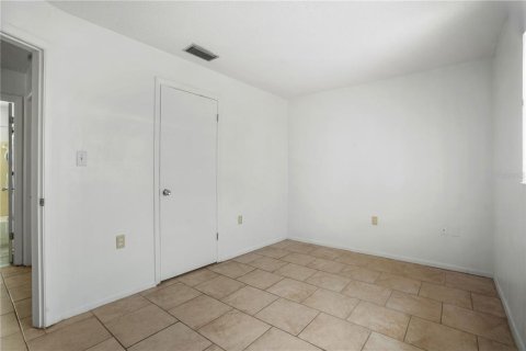 House in Port Richey, Florida 2 bedrooms, 81.2 sq.m. № 1773443 - photo 14