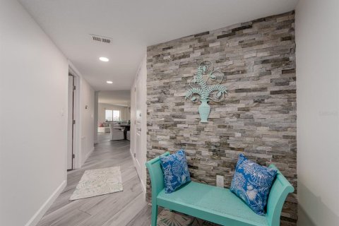 Copropriété à louer à Clearwater, Floride: 2 chambres, 142.14 m2 № 2218875 - photo 3
