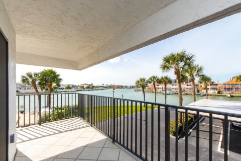 Copropriété à louer à Clearwater, Floride: 2 chambres, 142.14 m2 № 2218875 - photo 8