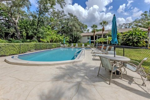 Copropriété à vendre à Sarasota, Floride: 2 chambres, 99.68 m2 № 2408045 - photo 28