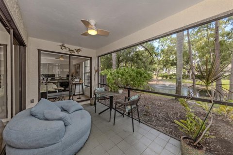 Copropriété à vendre à Sarasota, Floride: 2 chambres, 99.68 m2 № 2408045 - photo 24