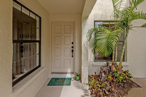 Copropriété à vendre à Sarasota, Floride: 2 chambres, 99.68 m2 № 2408045 - photo 4