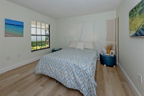 Copropriété à vendre à Sarasota, Floride: 2 chambres, 99.68 m2 № 2408045 - photo 21