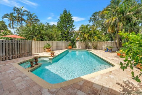Adosado en venta en Saint Petersburg, Florida, 3 dormitorios, 166.85 m2 № 2200129 - foto 13