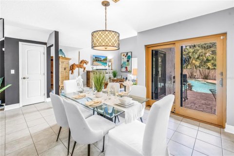 Adosado en venta en Saint Petersburg, Florida, 3 dormitorios, 166.85 m2 № 2200129 - foto 6
