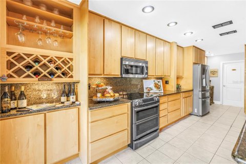 Adosado en venta en Saint Petersburg, Florida, 3 dormitorios, 166.85 m2 № 2200129 - foto 5