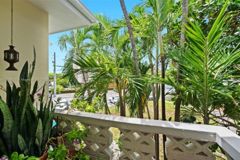 Copropriété à vendre à Bay Harbor Islands, Floride: 1 chambre, 65.03 m2 № 1961466 - photo 20