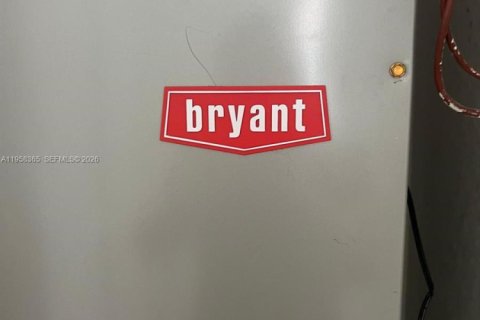 Купить таунхаус в Дорал, Флорида 3 спальни, 140.38м2, № 2020230 - фото 9