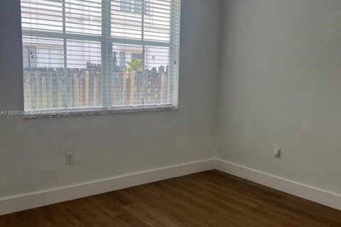 Купить таунхаус в Дорал, Флорида 3 спальни, 140.38м2, № 2020230 - фото 23