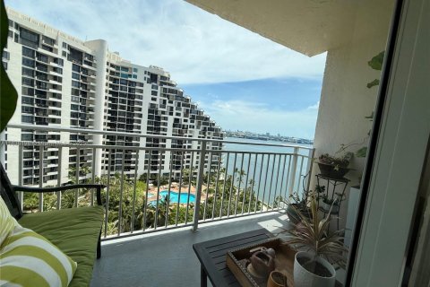 Condo in Miami, Florida, 2 bedrooms  № 1820082 - photo 20