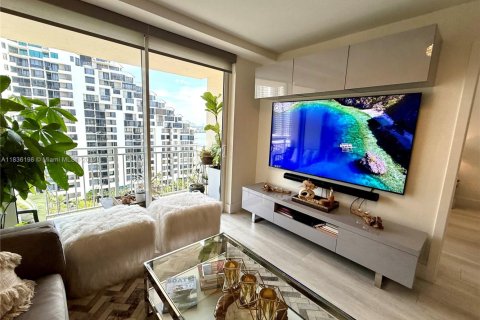 Condo in Miami, Florida, 2 bedrooms  № 1820082 - photo 18
