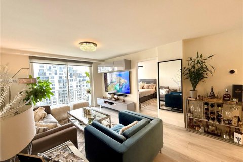Condo in Miami, Florida, 2 bedrooms  № 1820082 - photo 13