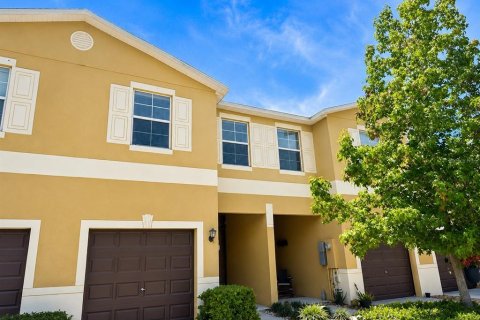 Adosado en Ruskin, Florida 2 dormitorios, 146.6 m2 № 2107806