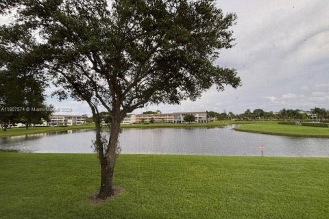Copropriété à vendre à Boca Raton, Floride: 2 chambres, 78.04 m2 № 1965267 - photo 10
