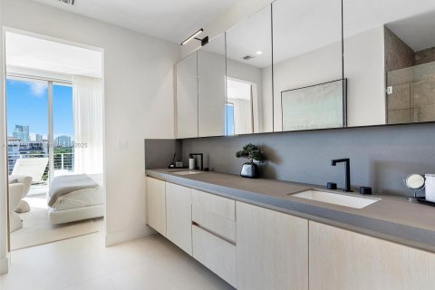 Copropriété à vendre à Fort Lauderdale, Floride: 4 chambres, 307.32 m2 № 1935156 - photo 14