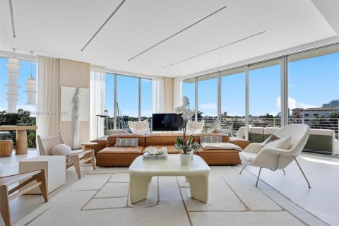 Copropriété à vendre à Fort Lauderdale, Floride: 4 chambres, 307.32 m2 № 1935156 - photo 2