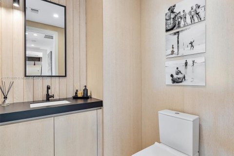 Copropriété à vendre à Fort Lauderdale, Floride: 4 chambres, 307.32 m2 № 1935156 - photo 19