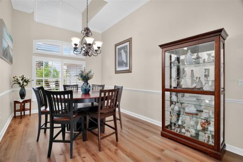 House in Eustis, Florida 3 bedrooms, 251.21 sq.m. № 1899527 - photo 13