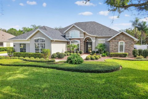 House in Eustis, Florida 3 bedrooms, 251.21 sq.m. № 1899527 - photo 1