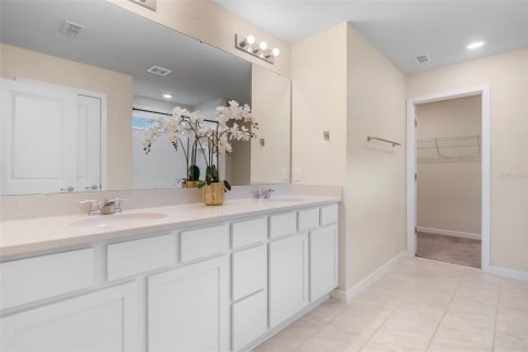 House in Clermont, Florida 5 bedrooms, 242.94 sq.m. № 1828060 - photo 27