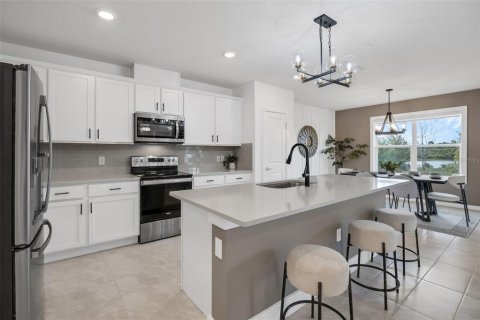 House in Clermont, Florida 5 bedrooms, 242.94 sq.m. № 1828060 - photo 11