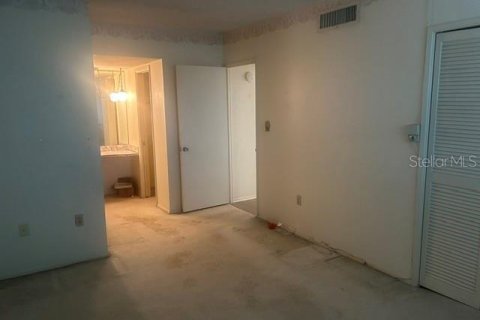 Condo in Sarasota, Florida, 2 bedrooms № 2133152 - photo 1