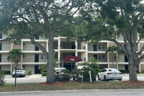 Condo in Sarasota, Florida, 2 bedrooms  № 2133152