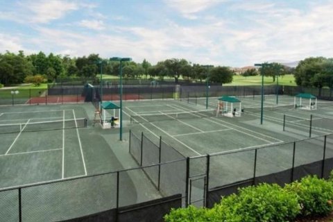 Touwnhouse à vendre à Palm Harbor, Floride: 2 chambres, 206.34 m2 № 2410501 - photo 16