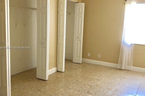 Condominio en alquiler en Plantation, Florida, 1 dormitorio, 68.19 m2 № 2042169 - foto 6