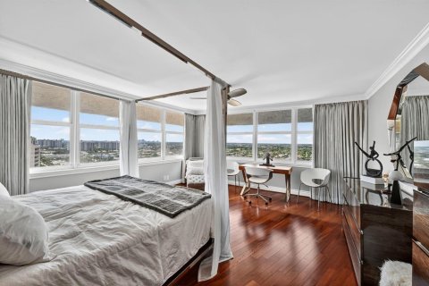 Condo in Fort Lauderdale, Florida, 3 bedrooms № 2082297 - photo 16
